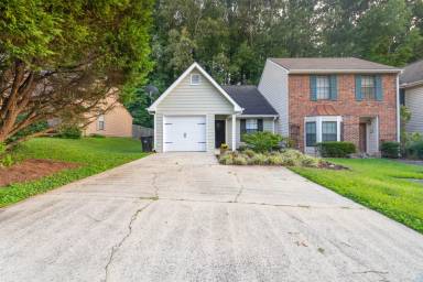 Main picture of 1037 Travelers Trl NW