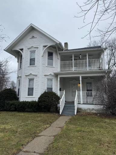 Main picture of 146 W Main St