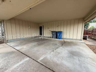 Main picture of 5516 E 61st Pl