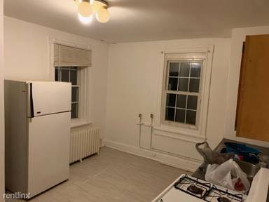 Main picture of 203 S Augusta Ave