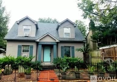 Main picture of 2506 Elmen St