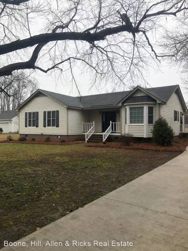 Main picture of 6497 Moore Rd
