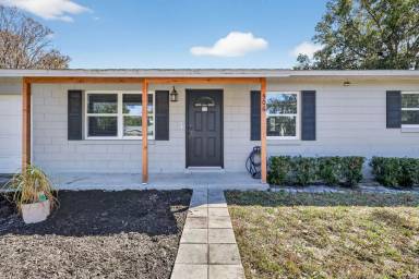 Main picture of 506 Louanne Ct