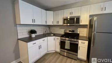 Main picture of 4835 Hull St