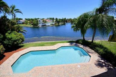 Main picture of 2825 Egret Way