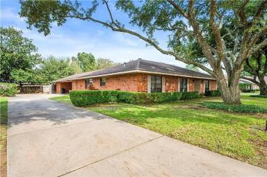 Main picture of 4008 Mayflower Blvd