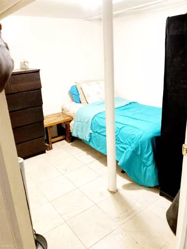 Main picture of 70 Weirfield St