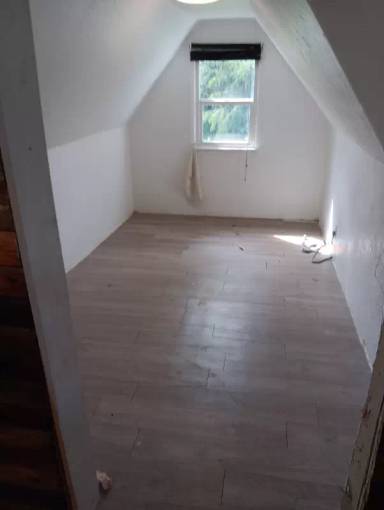 Main picture of 2420 Fisher Rd NE