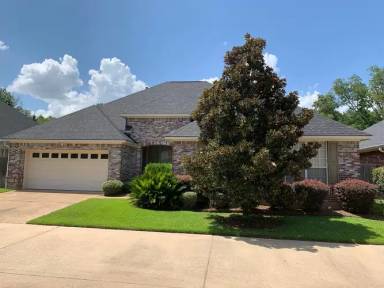 Main picture of 8140 Captain Mary Miller Dr