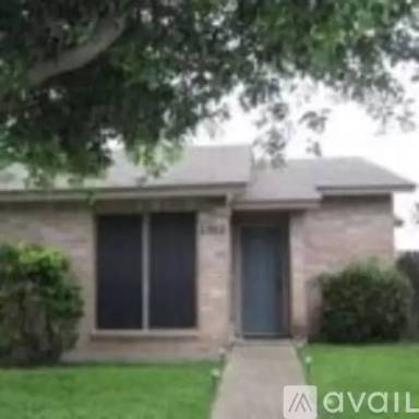 Main picture of 2503 Hickory Dr