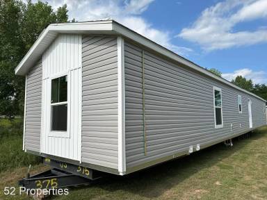 Main picture of 450 S Wall St