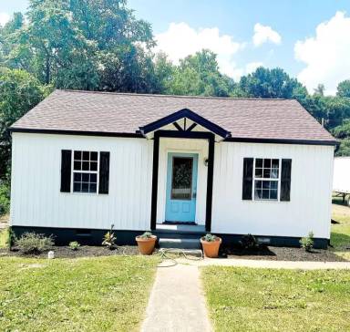 Main picture of 2141 Seminole Ave