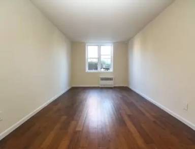 Main picture of 5529 97th St