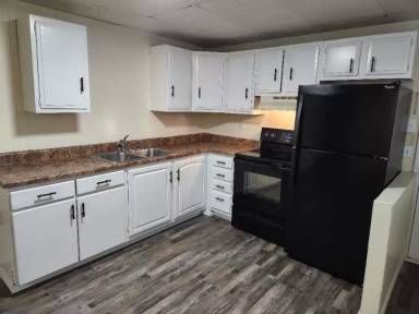 Main picture of 434 W Madison St