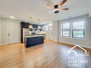 Main picture of Montrose/Seeley Apartments
