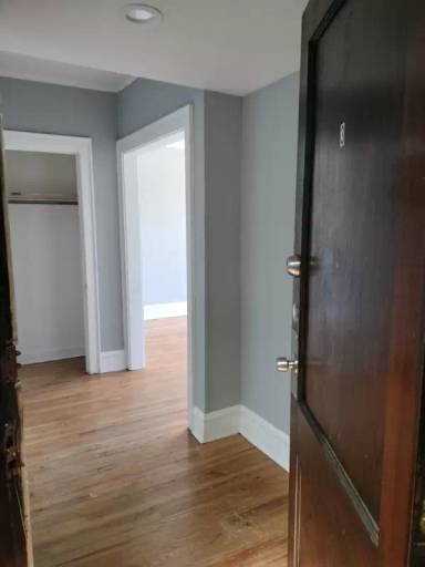 Main picture of 139 W Marquette Rd