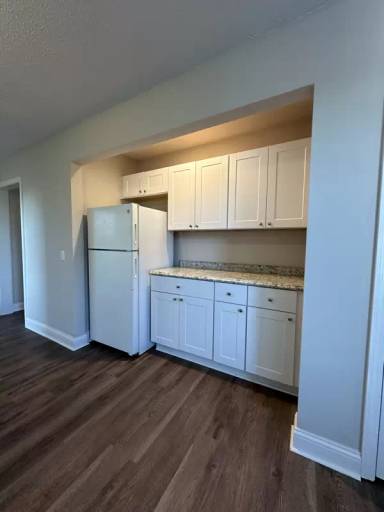 Main picture of 7045 Corydon Junction Rd NE