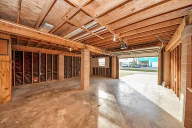Main picture of 129 Tarpon St