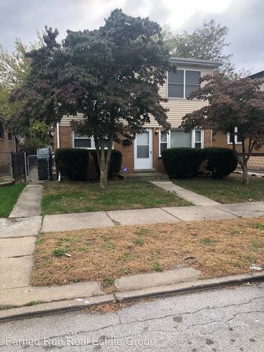 Main picture of 527 Monroe St