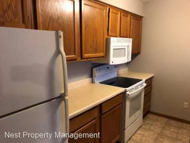 Main picture of Oakcrest Condominiums
