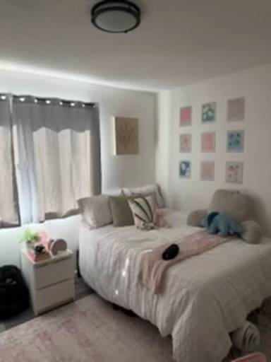 Main picture of 347 Jeffrey Dr