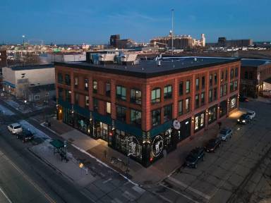 Main picture of 1831 W Michigan St