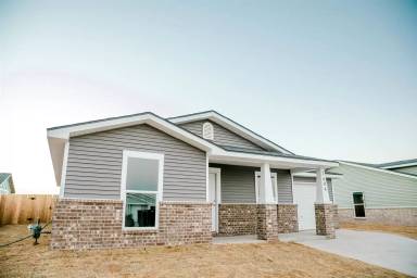 Main picture of 3519 Turner Ave