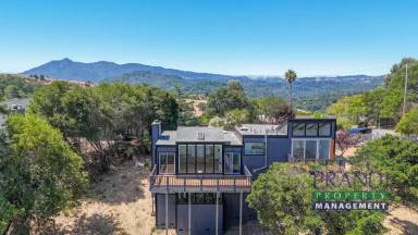 Main picture of 645 Fawn Dr