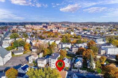 Main picture of 38 Warren St