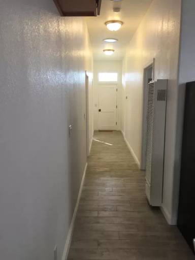 Main picture of 648 S 7th St