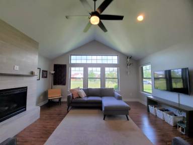 Main picture of 2460 Northview St