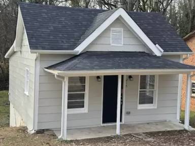 Main picture of 215 Hartman St