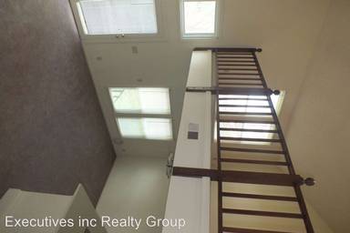 Main picture of 2629 Towngate Ct