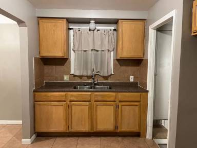 Main picture of 16418 Carlisle St