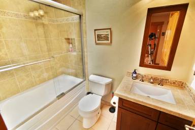 Main picture of 403 Pitkin St