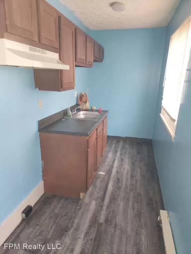 Main picture of 1618 Saint Paul St