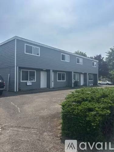 Main picture of 380 SW Tunison Ave