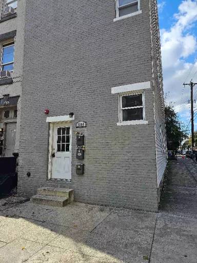 Main picture of 3254 N 15th St