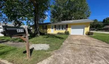 Main picture of 409 Magnolia St