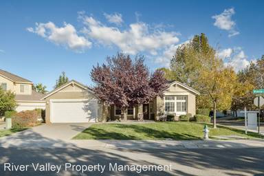 Main picture of 4707 Windsong St
