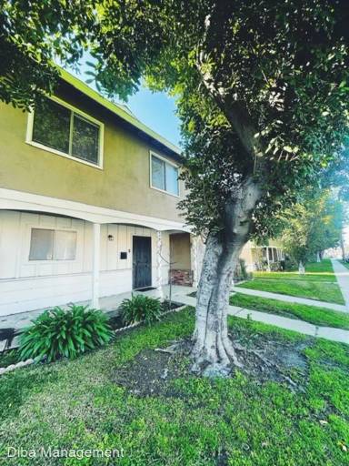 Main picture of 684 E 5th St