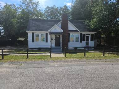 Main picture of 1609 Ogden St