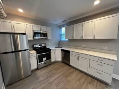 Main picture of 1600 W Wallen Ave