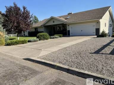 Main picture of 2514 Lilly Dr