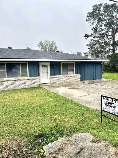 Main picture of 929 Tallow Rd