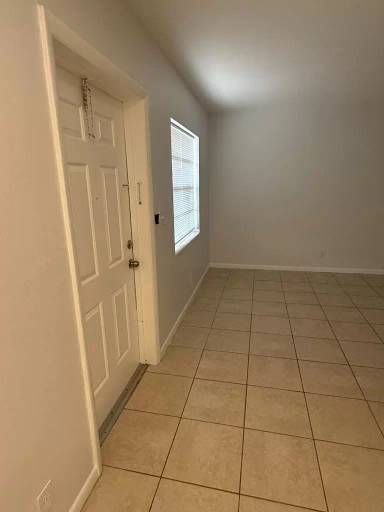 Main picture of 2017 NE 18th St