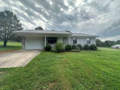 Main picture of 134 Bakers Creek Rd