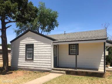 Main picture of 121 Avenue V