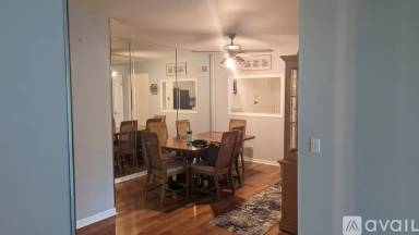 Main picture of 2331 Ogden Ave