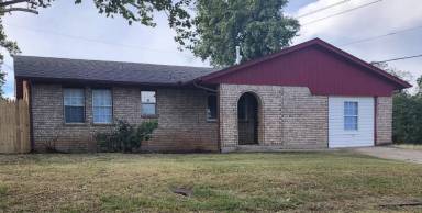 Main picture of 2904 E Noble Dr